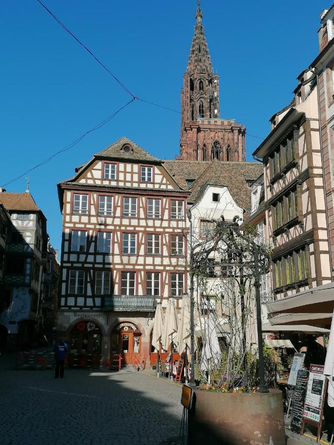 A La Tour Des Rohan Strasbourg Bagian luar foto