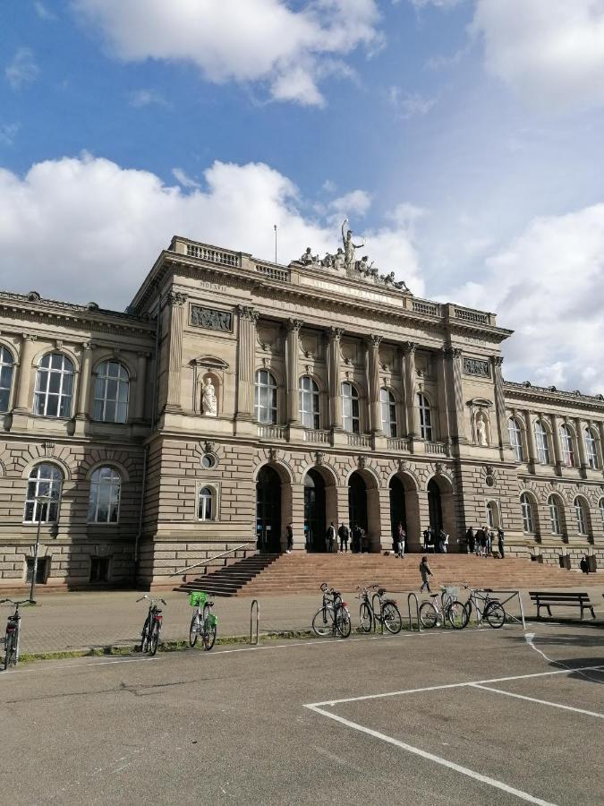 A La Tour Des Rohan Strasbourg Bagian luar foto