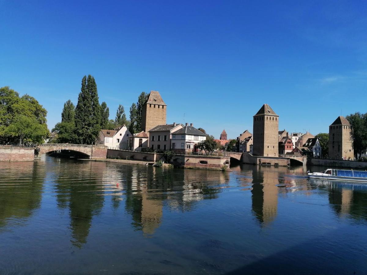 A La Tour Des Rohan Strasbourg Bagian luar foto