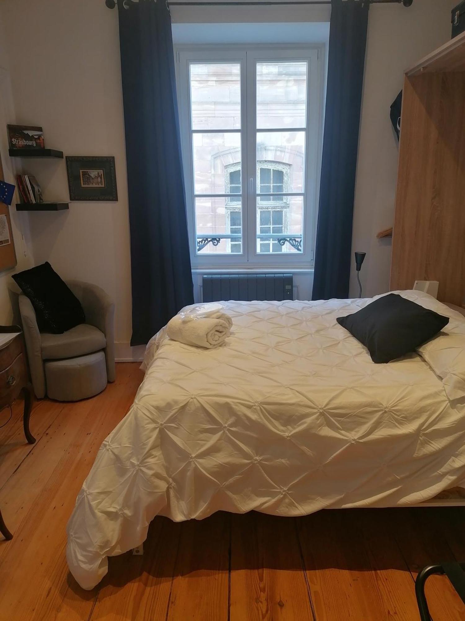 A La Tour Des Rohan Strasbourg Bagian luar foto